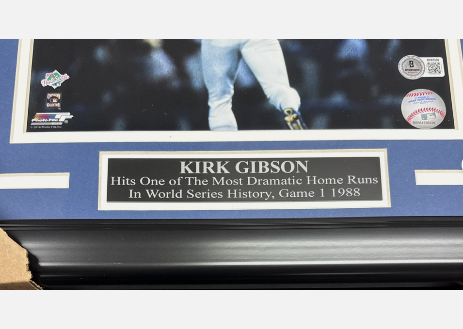 Kirk Gibson Autographed 8x10 Framed Photo 1988 World Series Beckett Dodgers Bas
