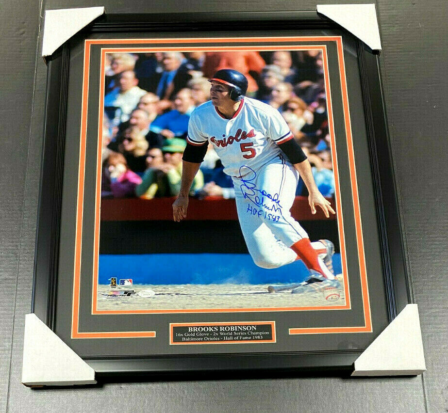 Brooks Robinson Baltimore Orioles Autographed Framed 16x20 Photo JSA COA