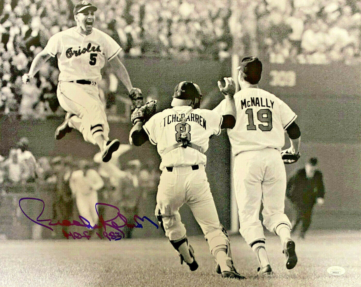 Brooks Robinson Autographed 16x20 Photo 1966 World Series Orioles