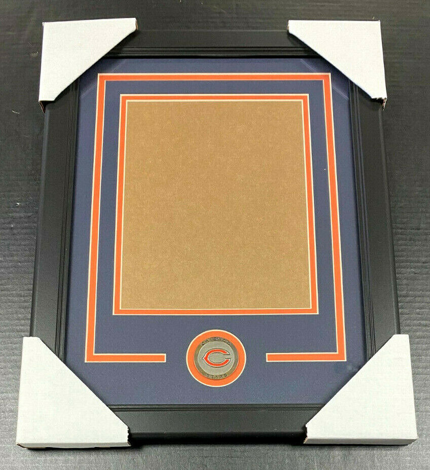 Chicago Bears Medallion 8x10 Vertical Photo Frame Kit