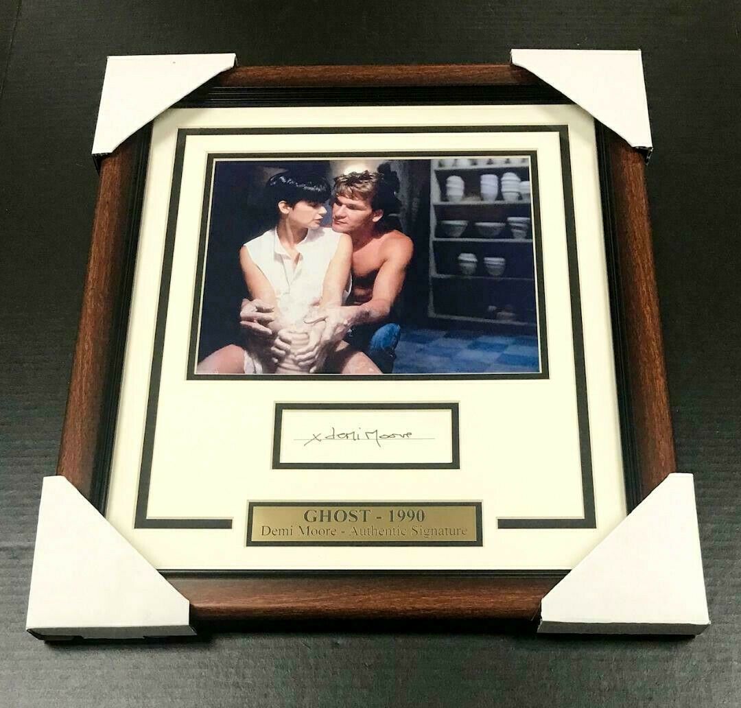Demi Moore Ghost 1990 Autographed Signed Book Cut with 8x10 Photo Framed