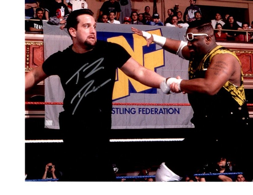 Tommy Dreamer ECW WWE WWF Autographed 8x10 Photo