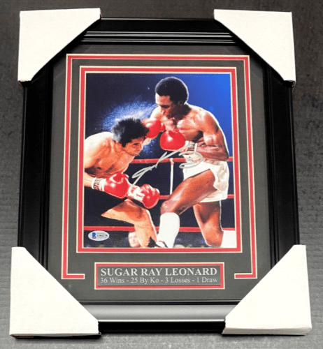 Sugar Ray Leonard Autographed 8x10 Framed Photo vs Roberto Duran