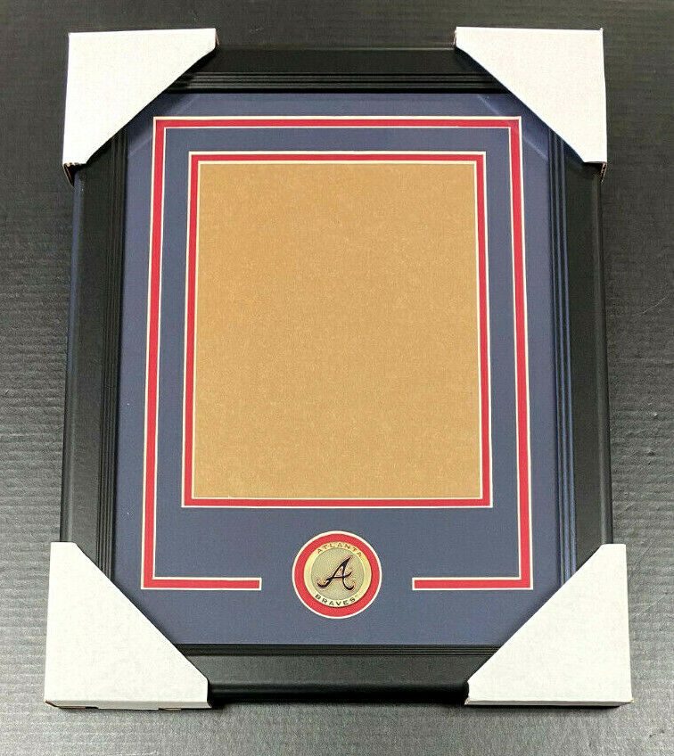 Atlanta Braves Medallion Frame Kit 8x10 Vertical Photo