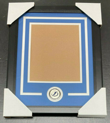 Tampa Bay Lightning Medallion Frame Kit 8x10 Vertical