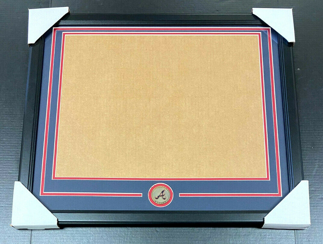 Atlanta Braves Medallion Frame Kit 16x20 Horizontal Photo