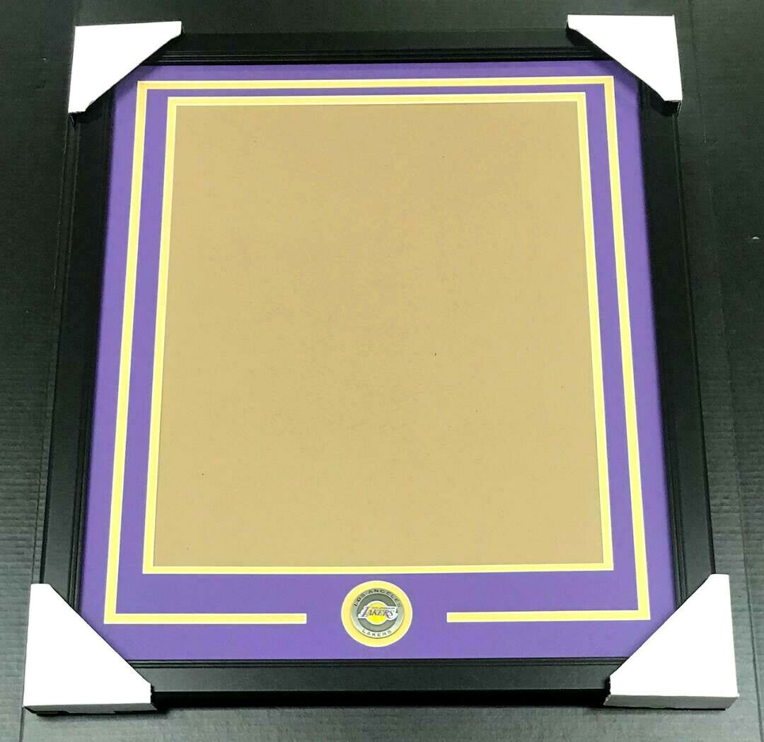 Los Angeles Lakers Medallion Frame Kit 16x20 Photo Double Mat Vertical