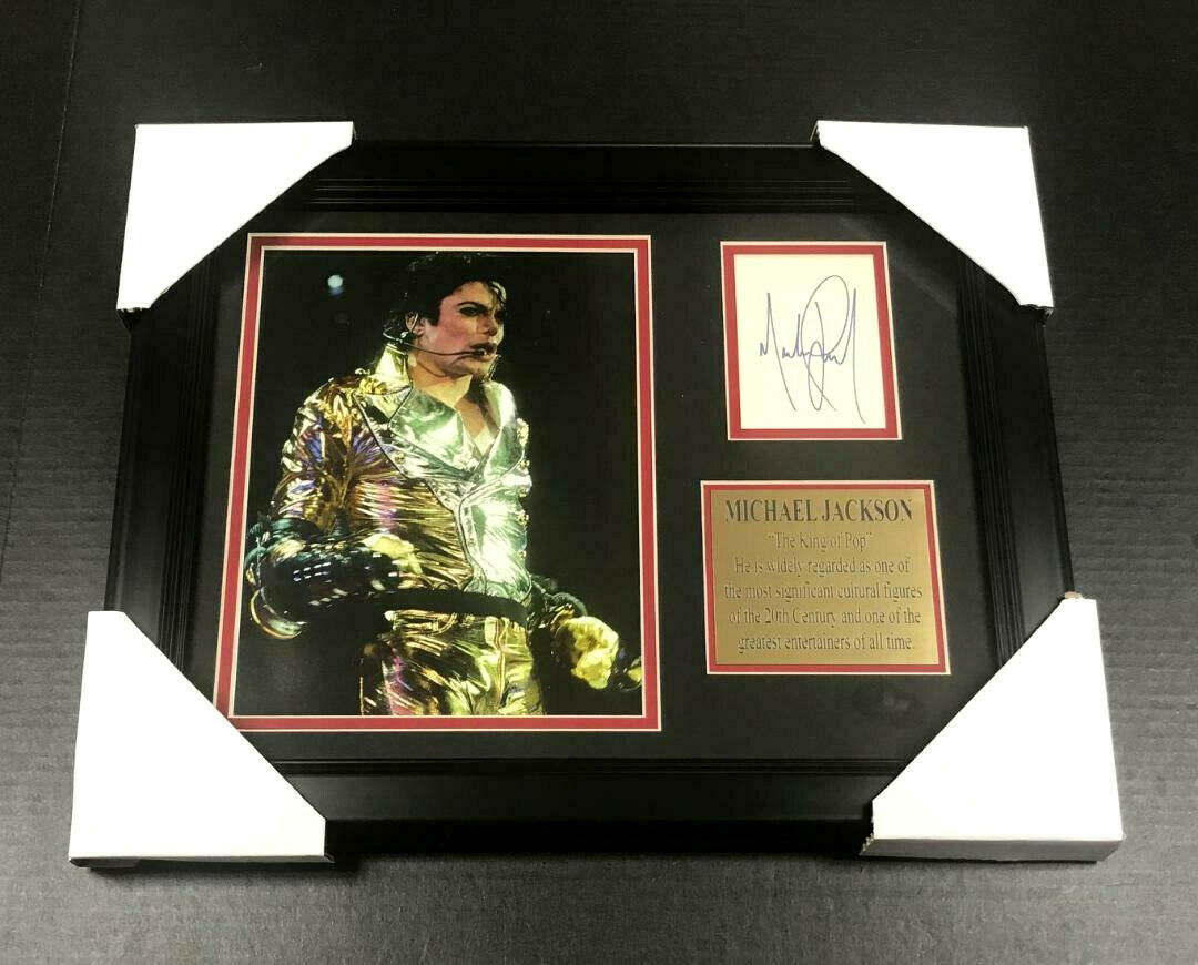 Michael Jackson Facsimile Autographed Magazine 8x10 Photo