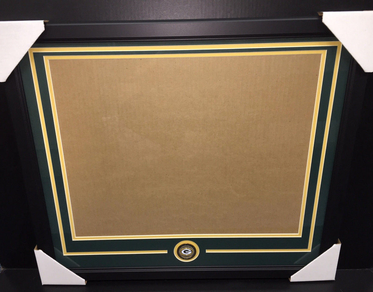 Green Bay Packers Medallion Frame Kit 16x20 Photo Double Mat Horizontal