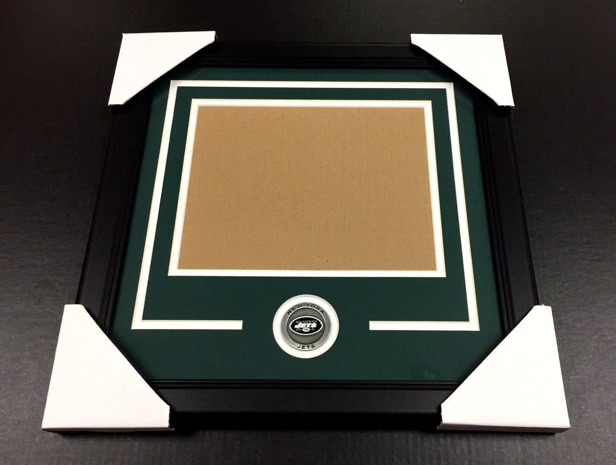 New York Jets Medallion Frame Kit 8x10 Photo Double Mat Horizontal
