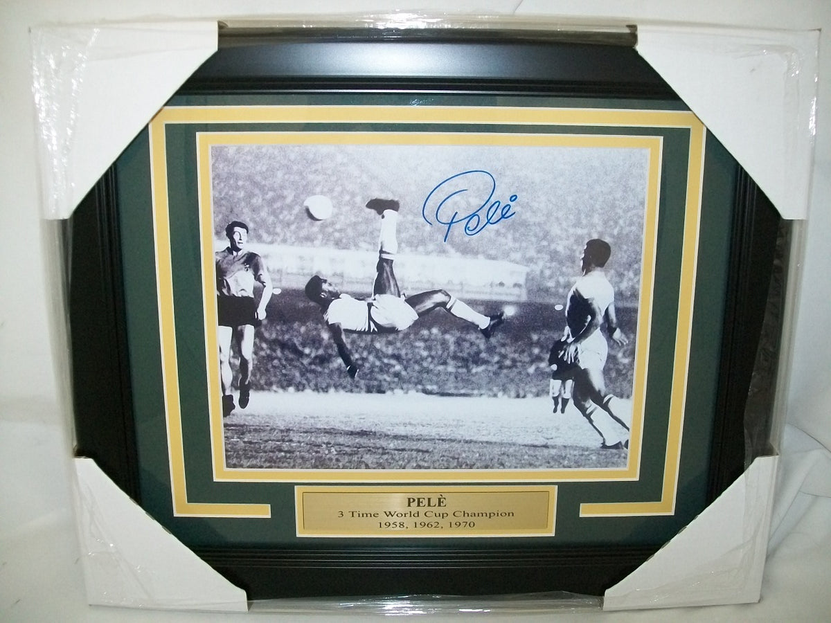 Pele Autographed Reprint Framed 8x10 Photo Bicycle Kick