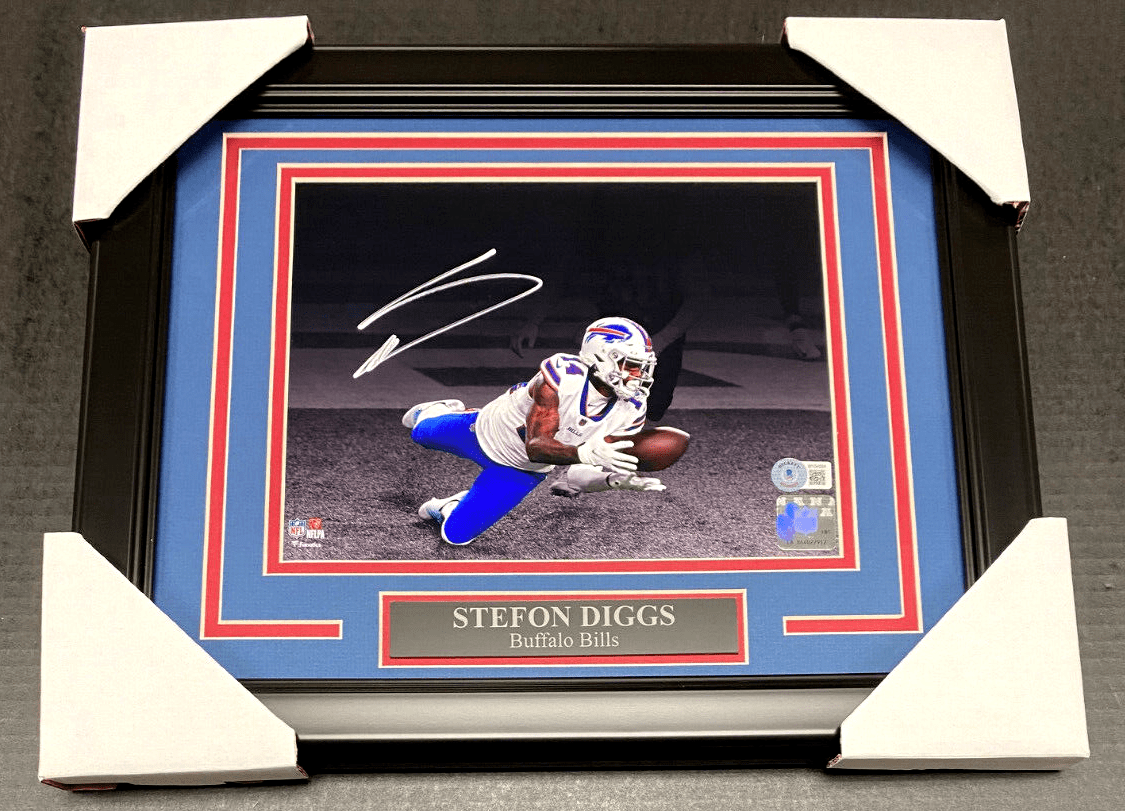 Stefon Diggs Buffalo Bills Autographed 8x10 Framed Photo BAS Beckett Holo